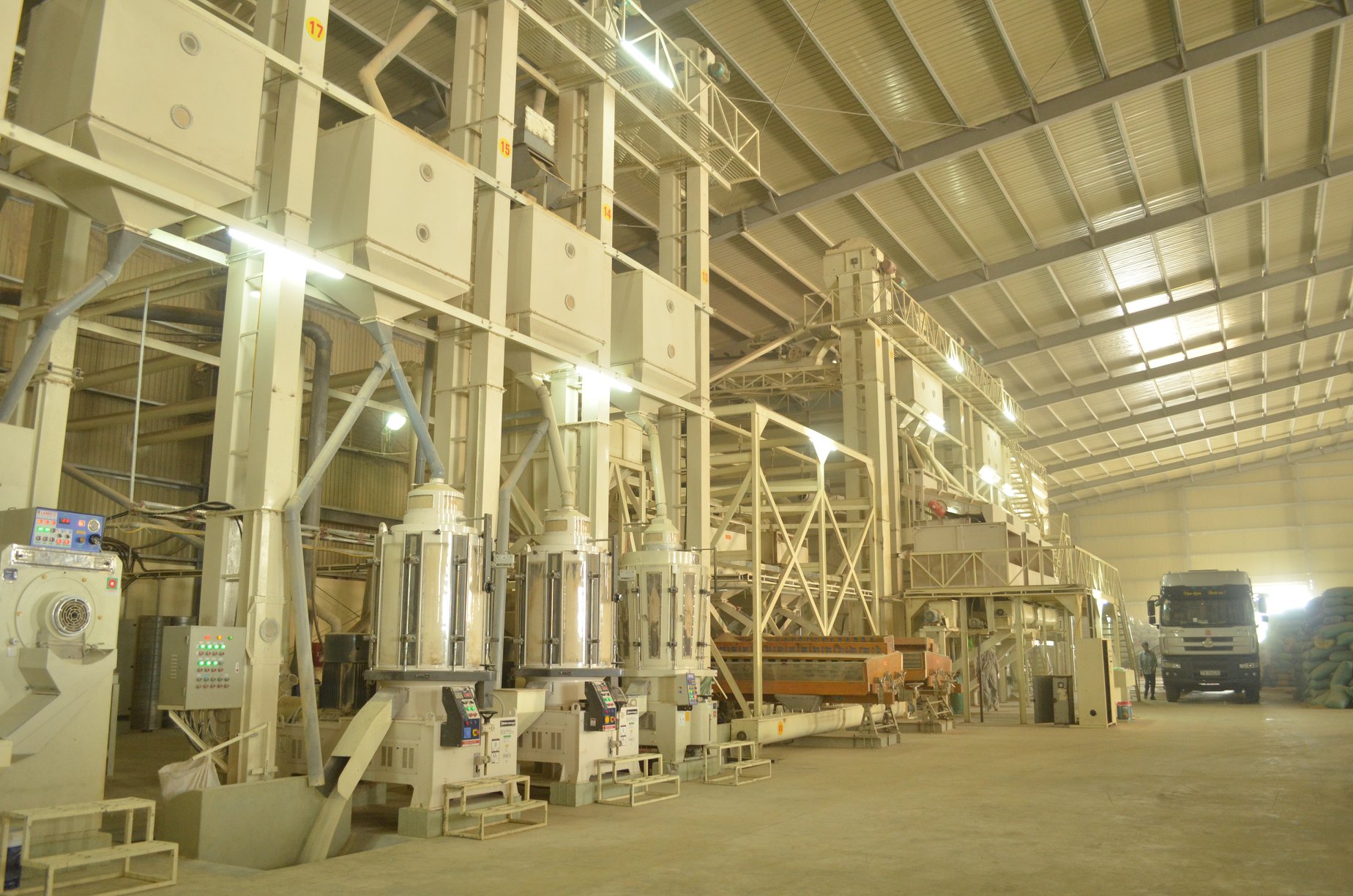 Nhà xưởng ViOne 2